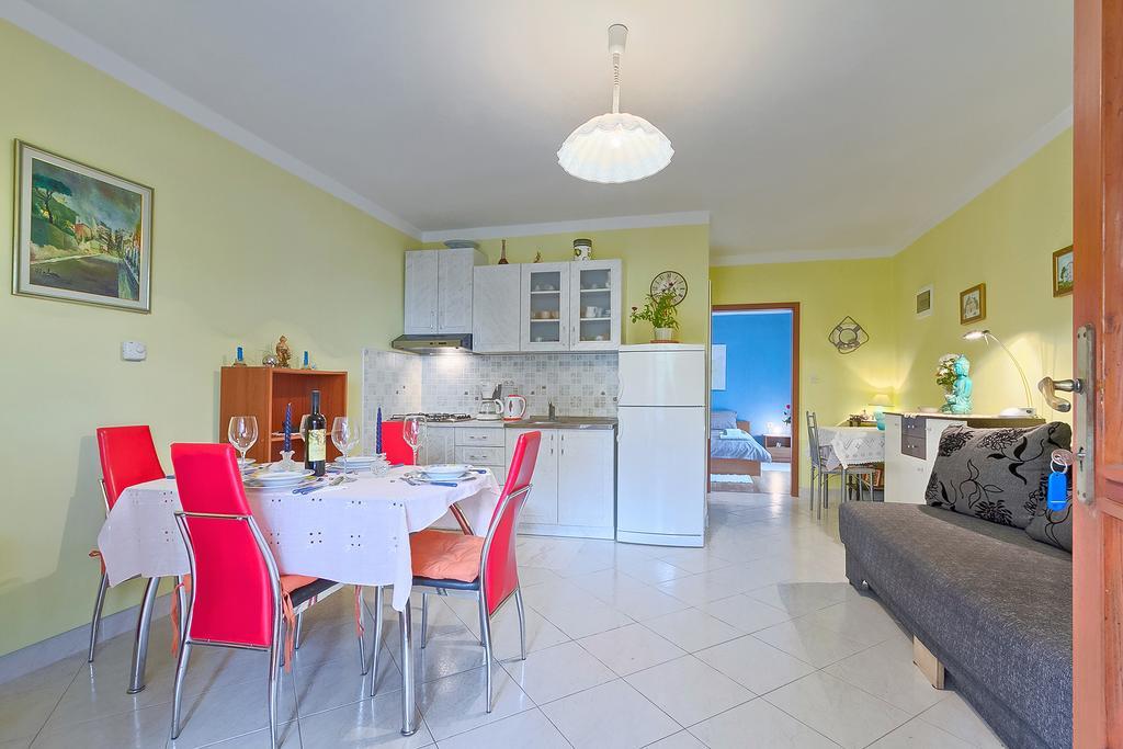 Apartments Valoda Nedeščina Εξωτερικό φωτογραφία