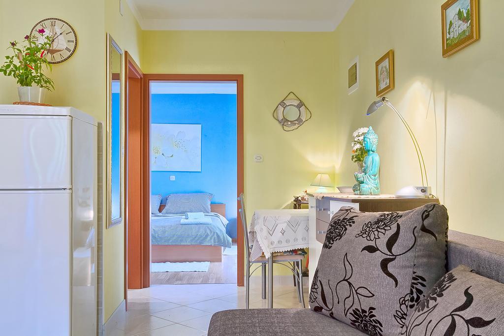 Apartments Valoda Nedeščina Εξωτερικό φωτογραφία