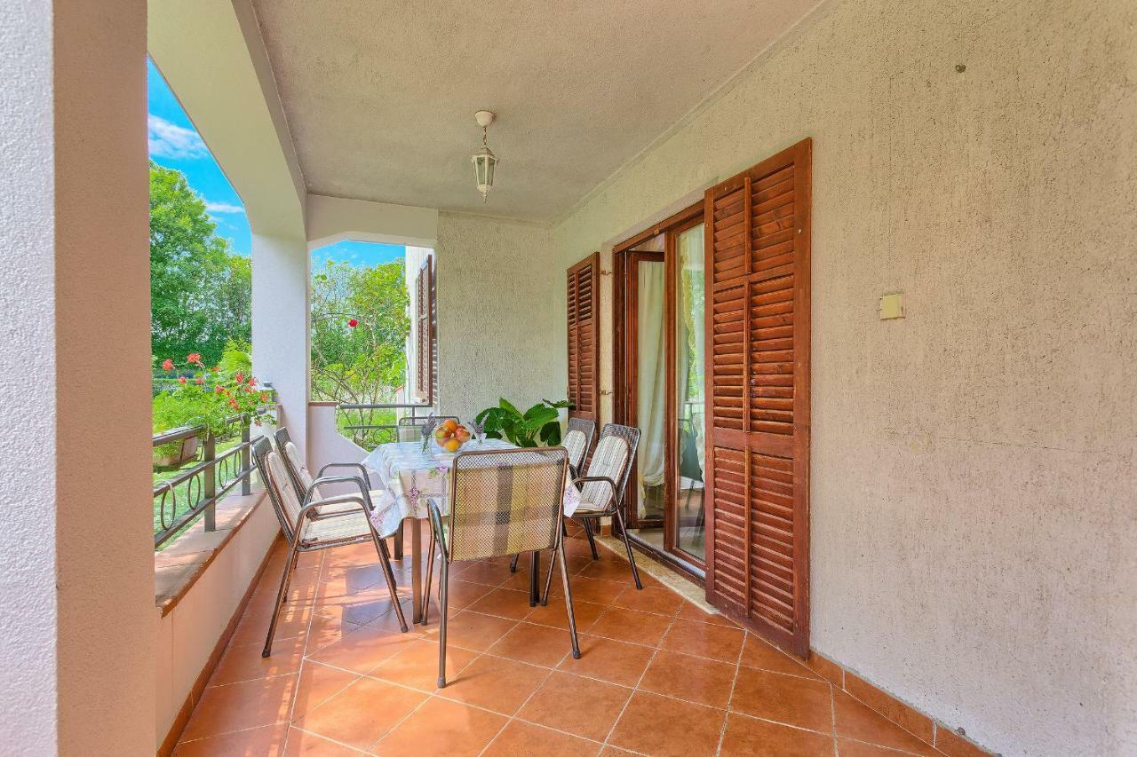 Apartments Valoda Nedeščina Εξωτερικό φωτογραφία