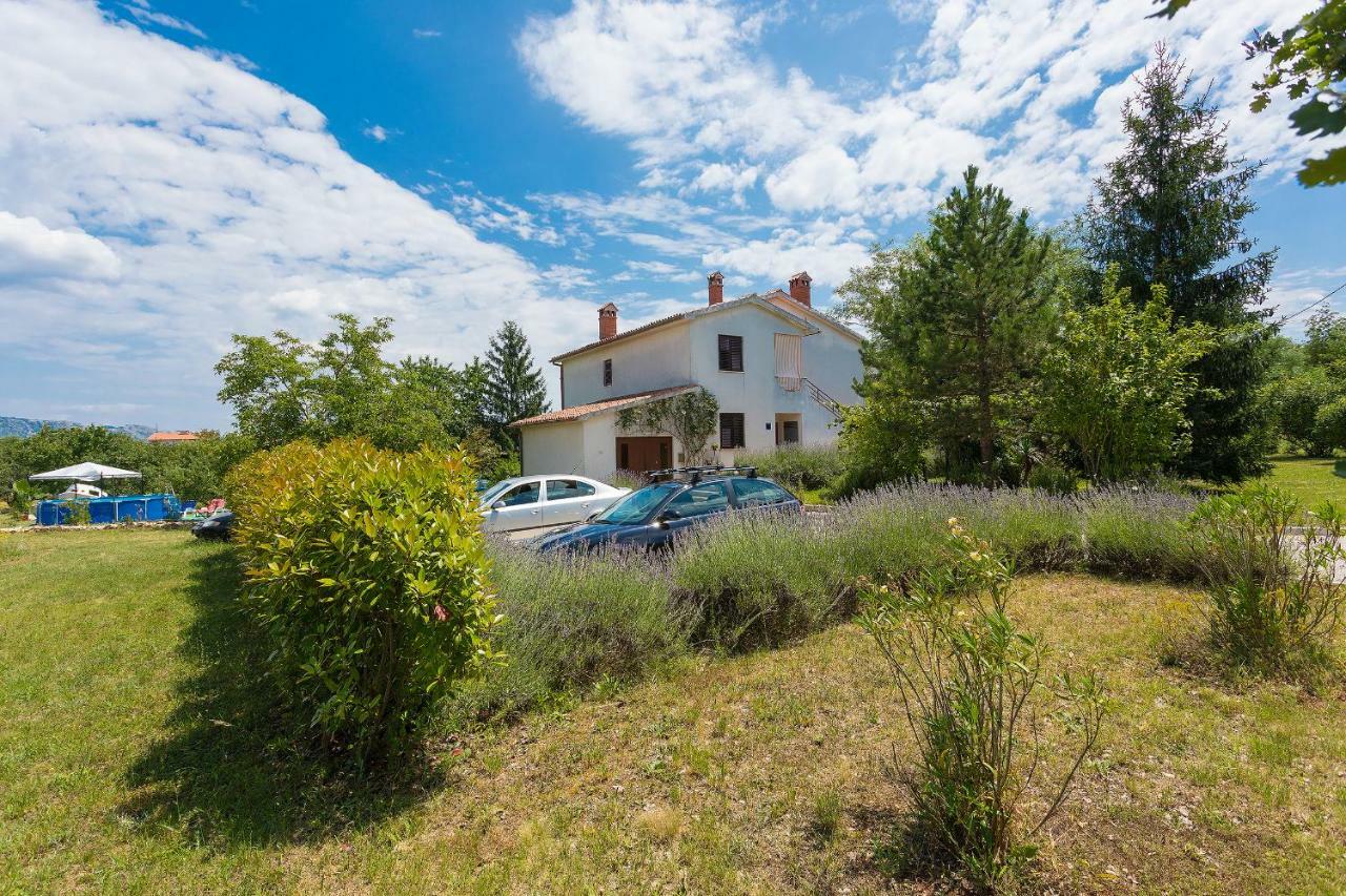 Apartments Valoda Nedeščina Εξωτερικό φωτογραφία