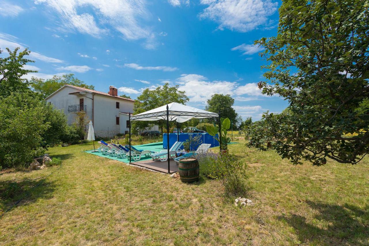 Apartments Valoda Nedeščina Εξωτερικό φωτογραφία